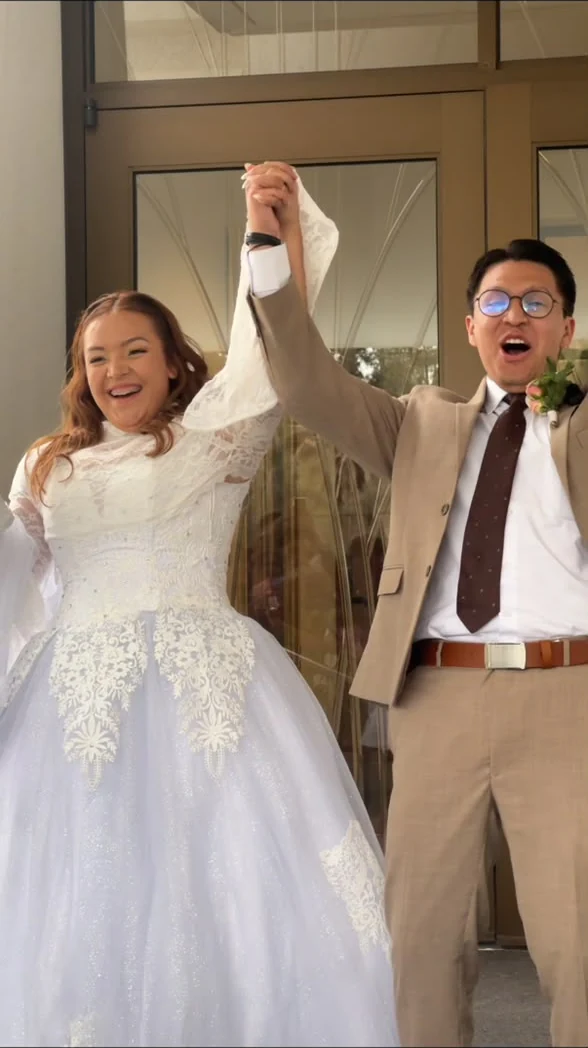 Jared y Tammy celebran juntos a la salida de su boda